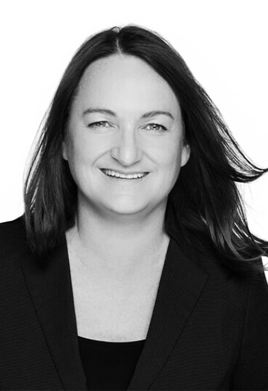 Jennifer Stade